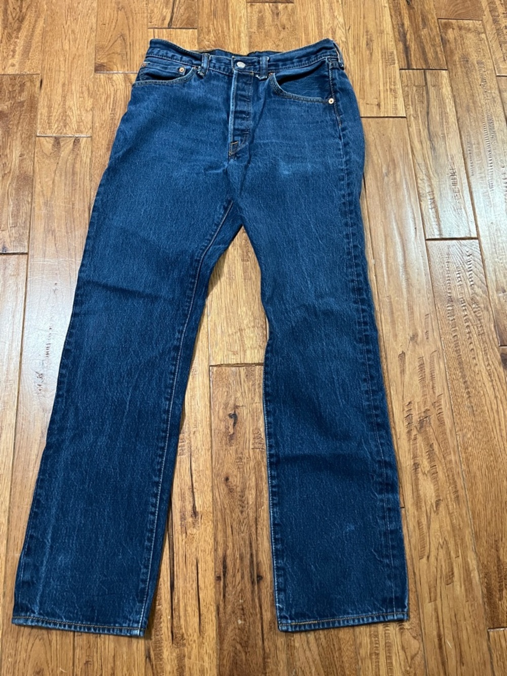 Men’s Levi's 501 Classic Straight Dark Blue Denim Jeans button fly #922